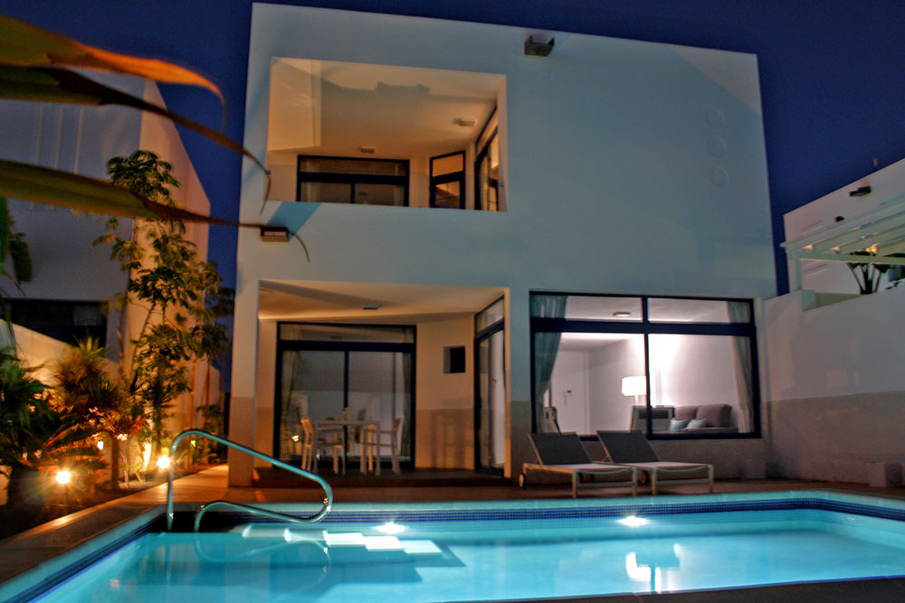 villa pool at night